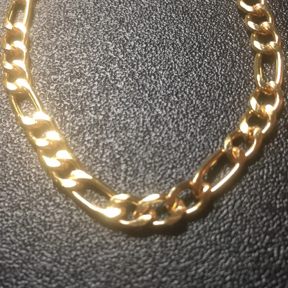 Gold Tone Chain Link Anklet - Picture 4 of 5